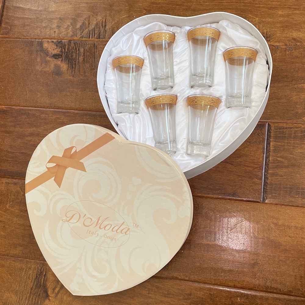New in Heart Box D’Moda Italy Design Set of 6 Glasses